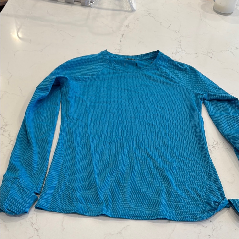Blue Oiselle Flyout  Long Sleeve Athletic Top
